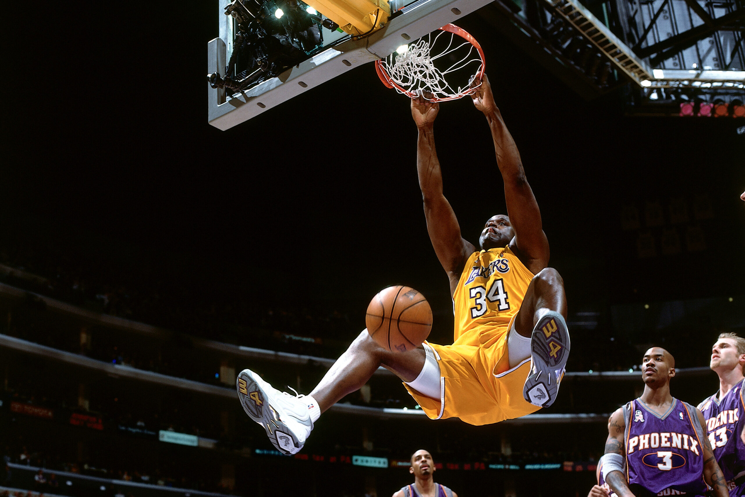 Top 10 Best NBA Players of All Time [2022 Update]