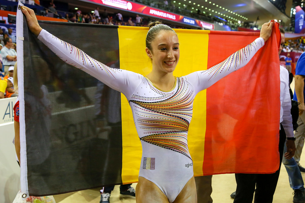 12 Best Gymnasts In The World [2024 Update] Players Bio