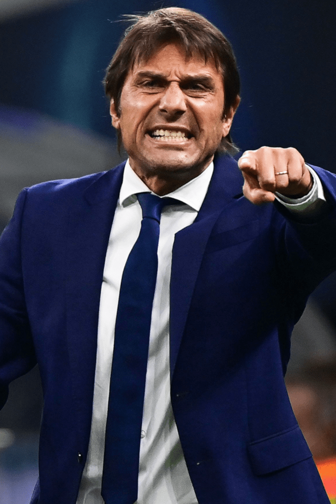 15 Best Soccer Coaches of All Time [2024 Update] Players Bio