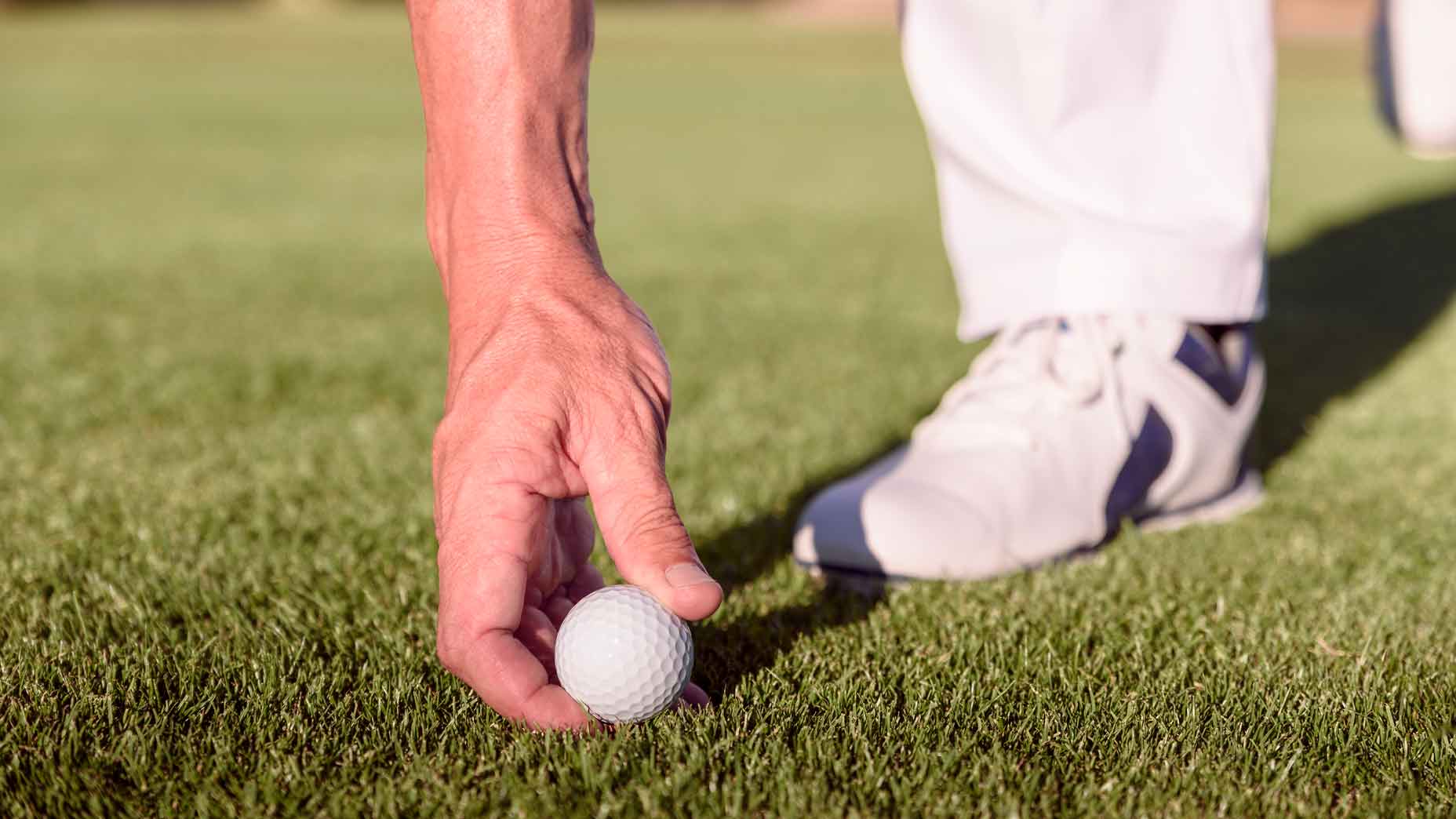 How to Clean Golf Balls? [2024 Update]