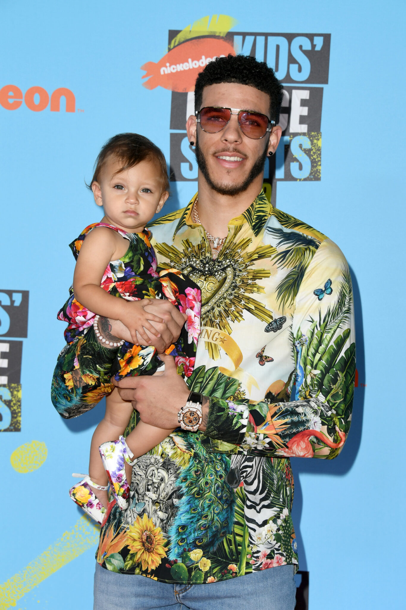 Lonzo Ball Bio Girlfriend Kid Net Worth Brothers Stats Players Bio