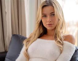 Vixen Virago: Net Worth |Age | Family Bio 2025 - Player Zest