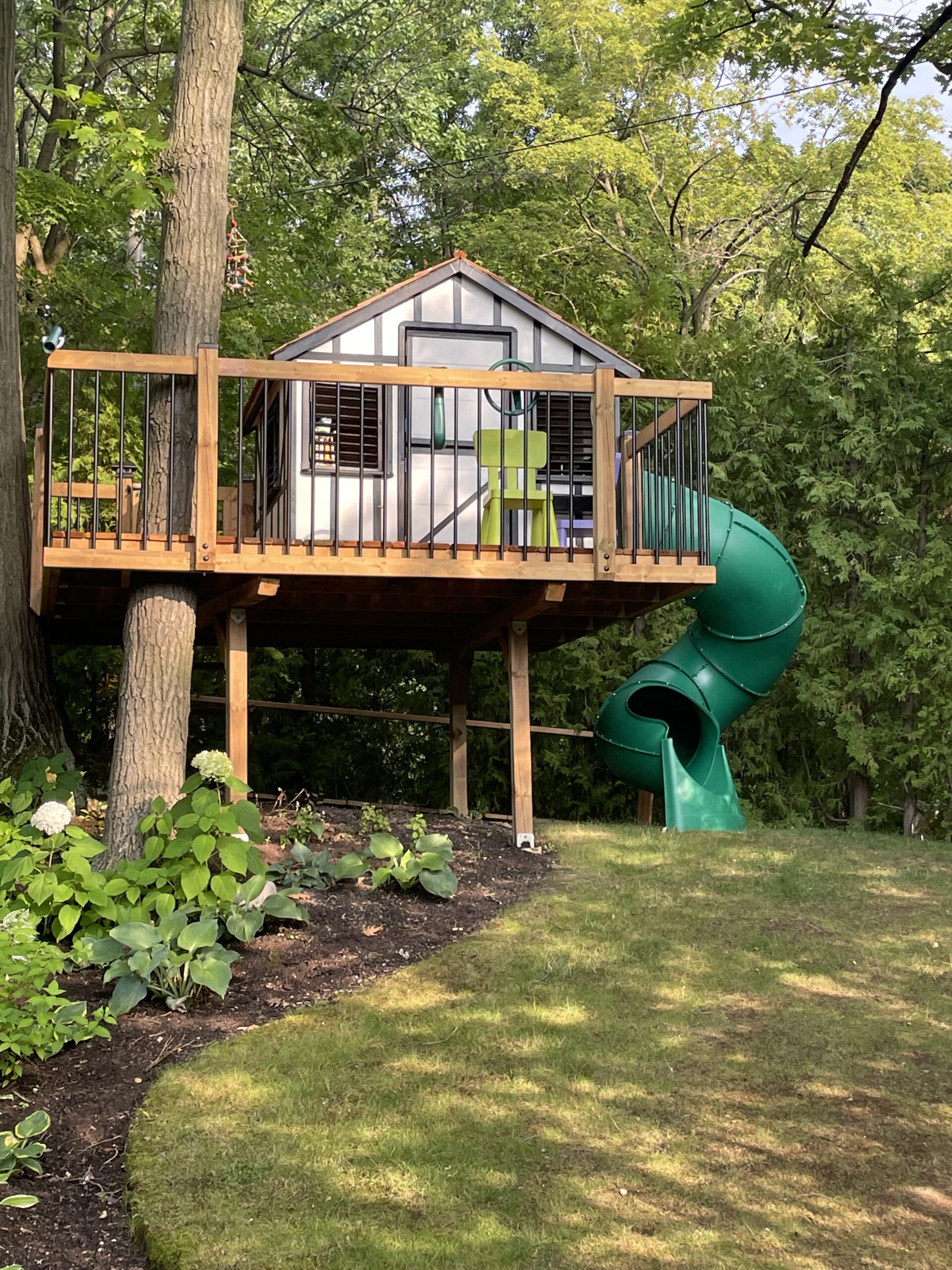 Playhouse kits By the Canadian Playhouse Factory