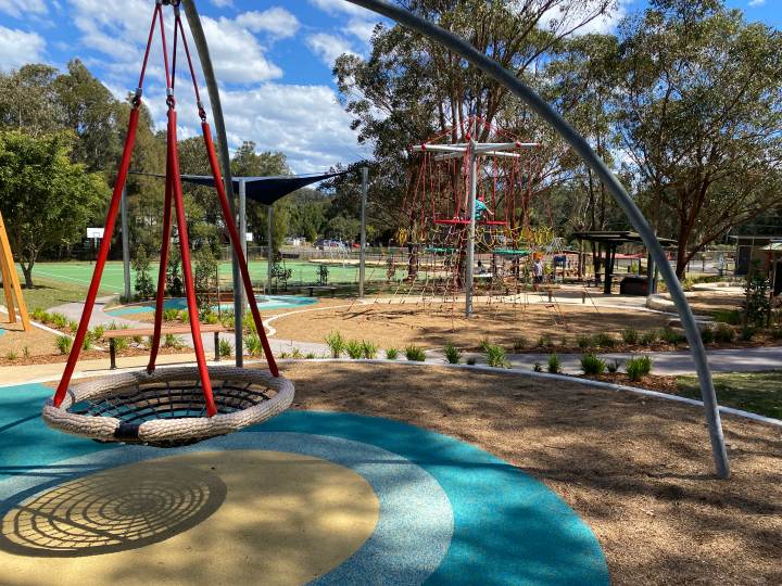 Green Point's NEW Sun Valley Park is Now Open! Playing in Puddles
