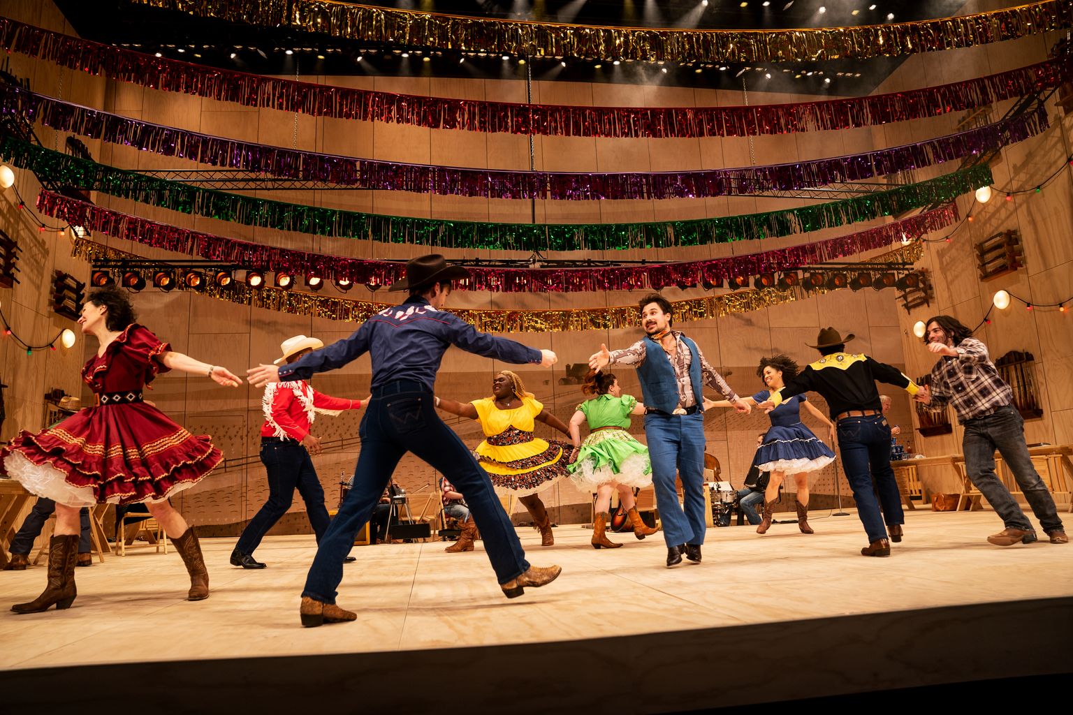 Review of Oklahoma! Broadway tour at the Orpheum in Minneapolis Play