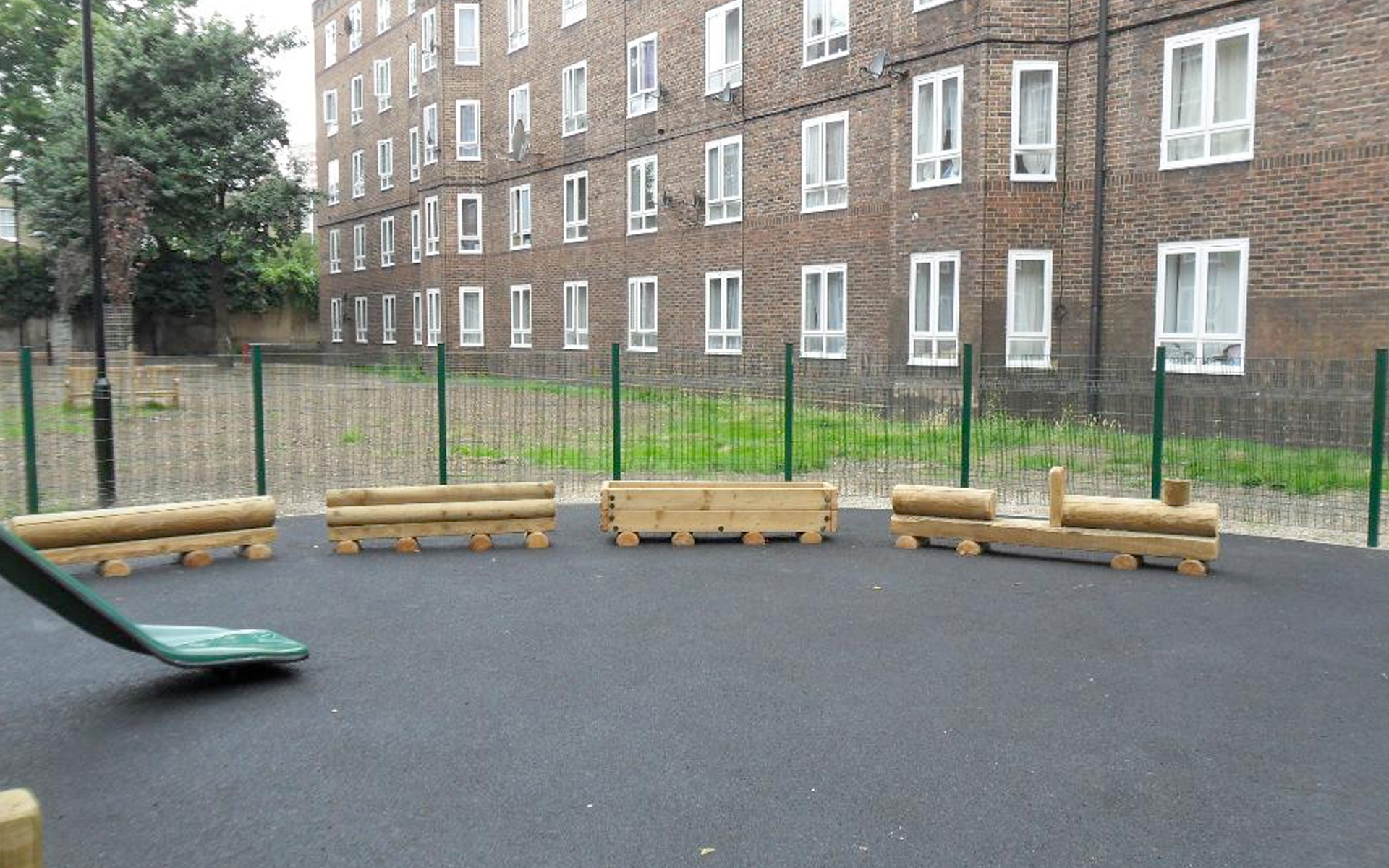 'Chuff Chuff' Log Train PlayQuest