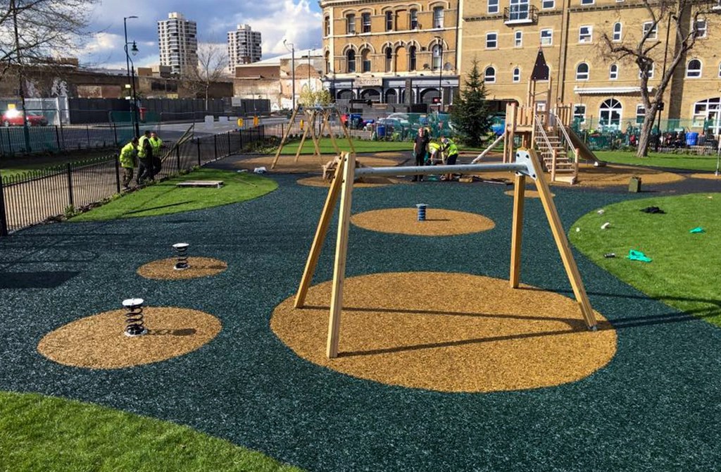 Rubber Playground Flooring Options Rubber Mulch Wet Pour PlaySmart UK