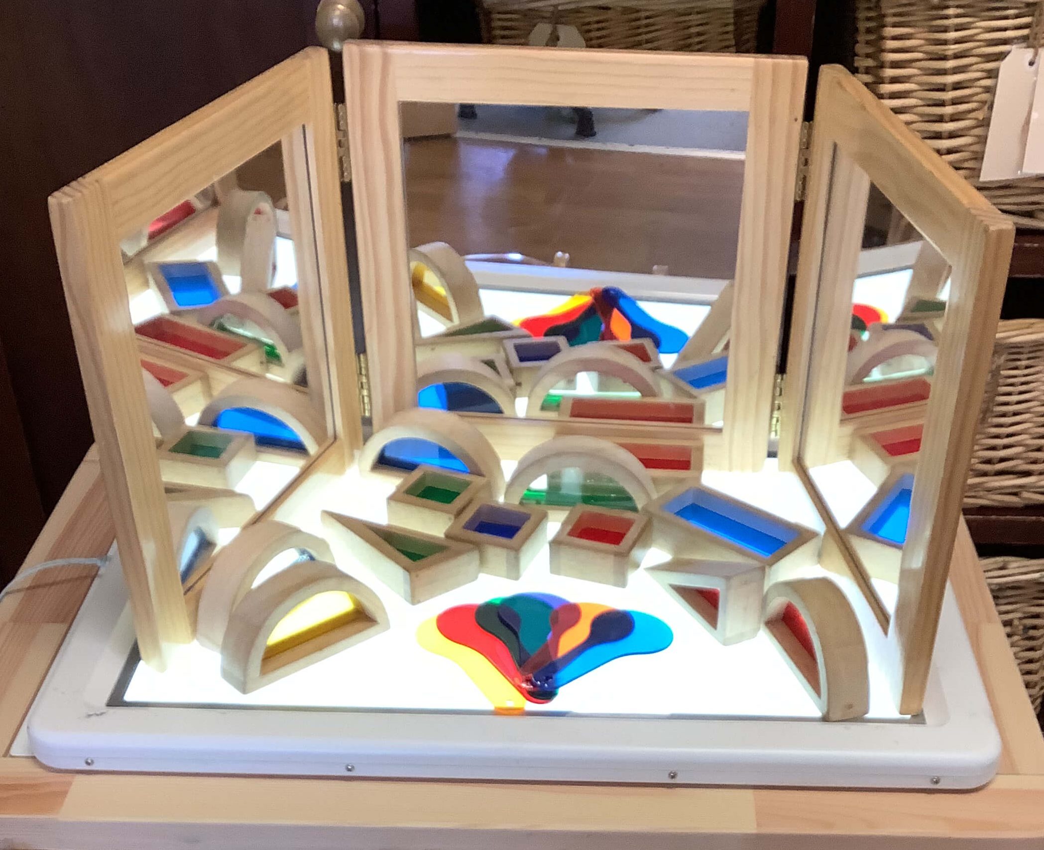 Lightbox uses and benefits for preschool Lightboxes For Preschool