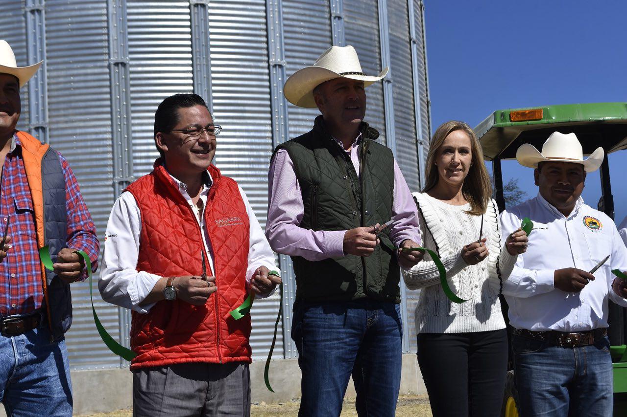 Entrega Calzada silos a ejido Graciano Sánchez Plaza de Armas Querétaro