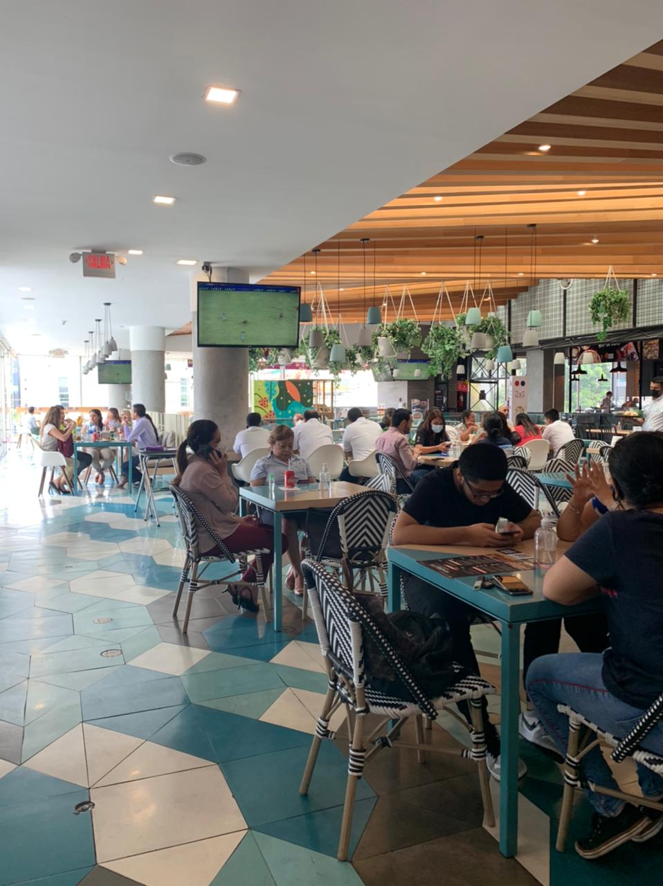 ¿Qué Comer? Plaza Malta Santa Elena Antiguo Cuscatlán