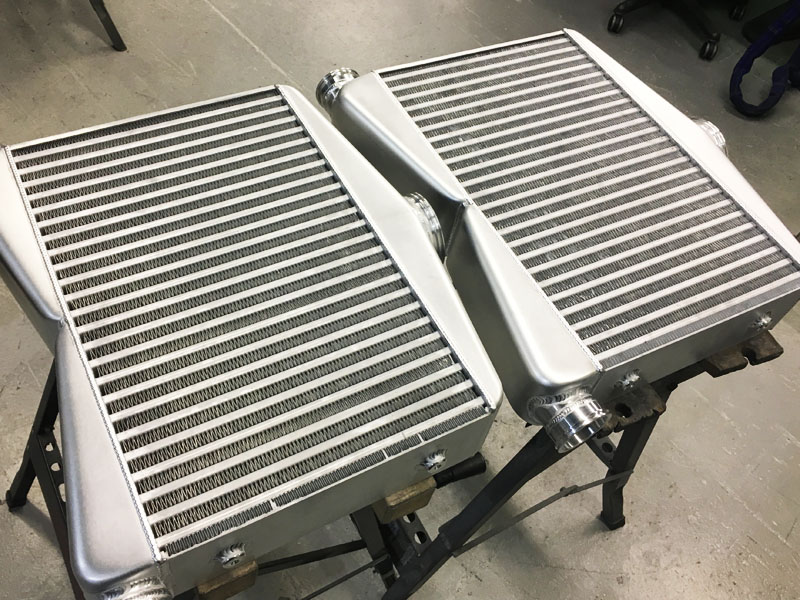 Twin Entry 100mm Race series Intercooler Plazmaman