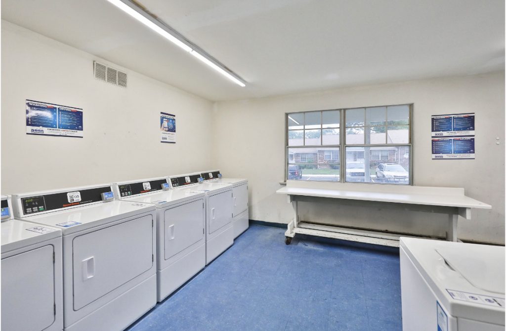 Photos Pleasant Acres Apartments