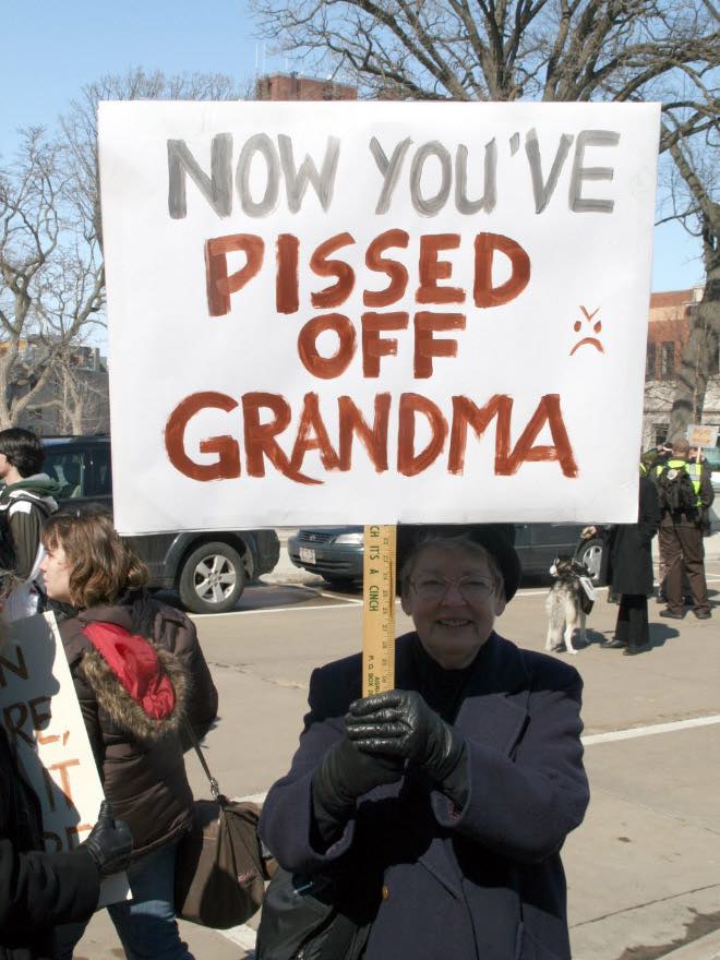 21 Funny Protest Signs That Are Here to Make You Laugh