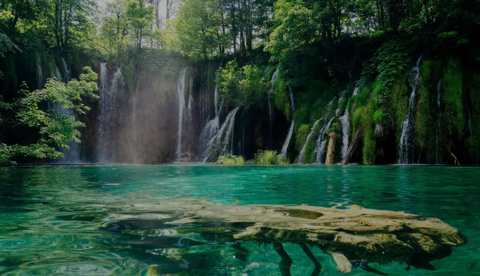 Tips For Visiting Plitvice Lakes • Best Time to Visit Plitvice 2024