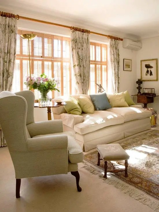 2024 Irish Living Room Decor Modern Ideas, Cottage Charm, and Timeless