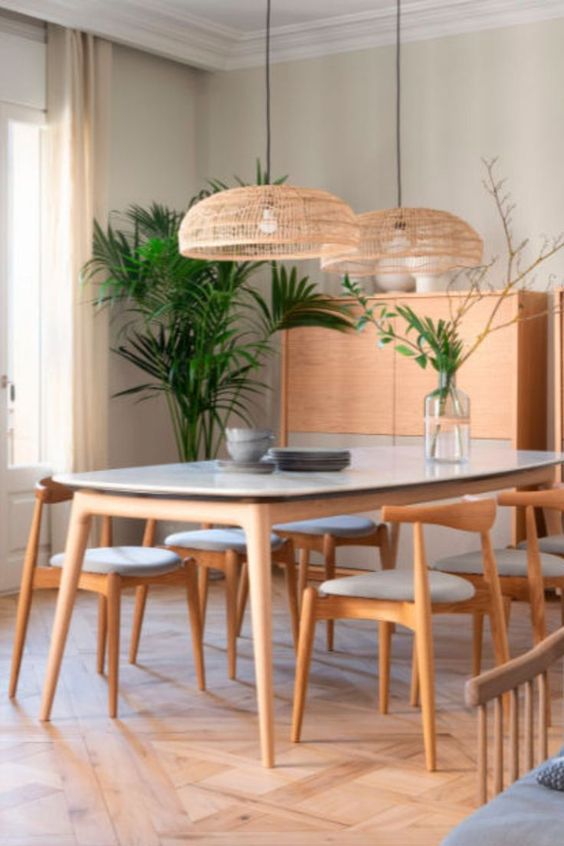 Chic Minimalist Kitchen Tables for Modern Small Spaces Decor