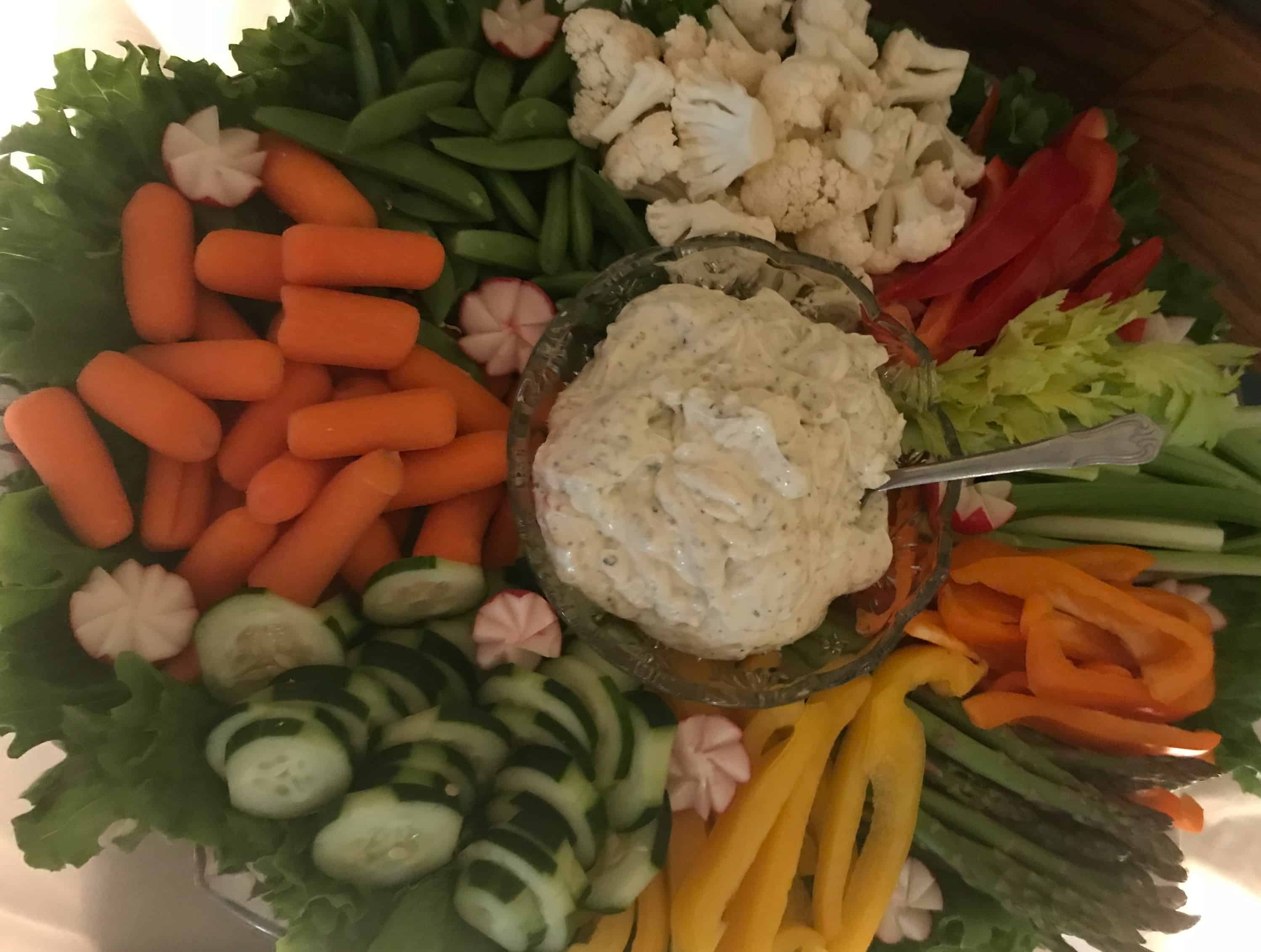 How to Make a Vegetable Tray Plowing Through Life