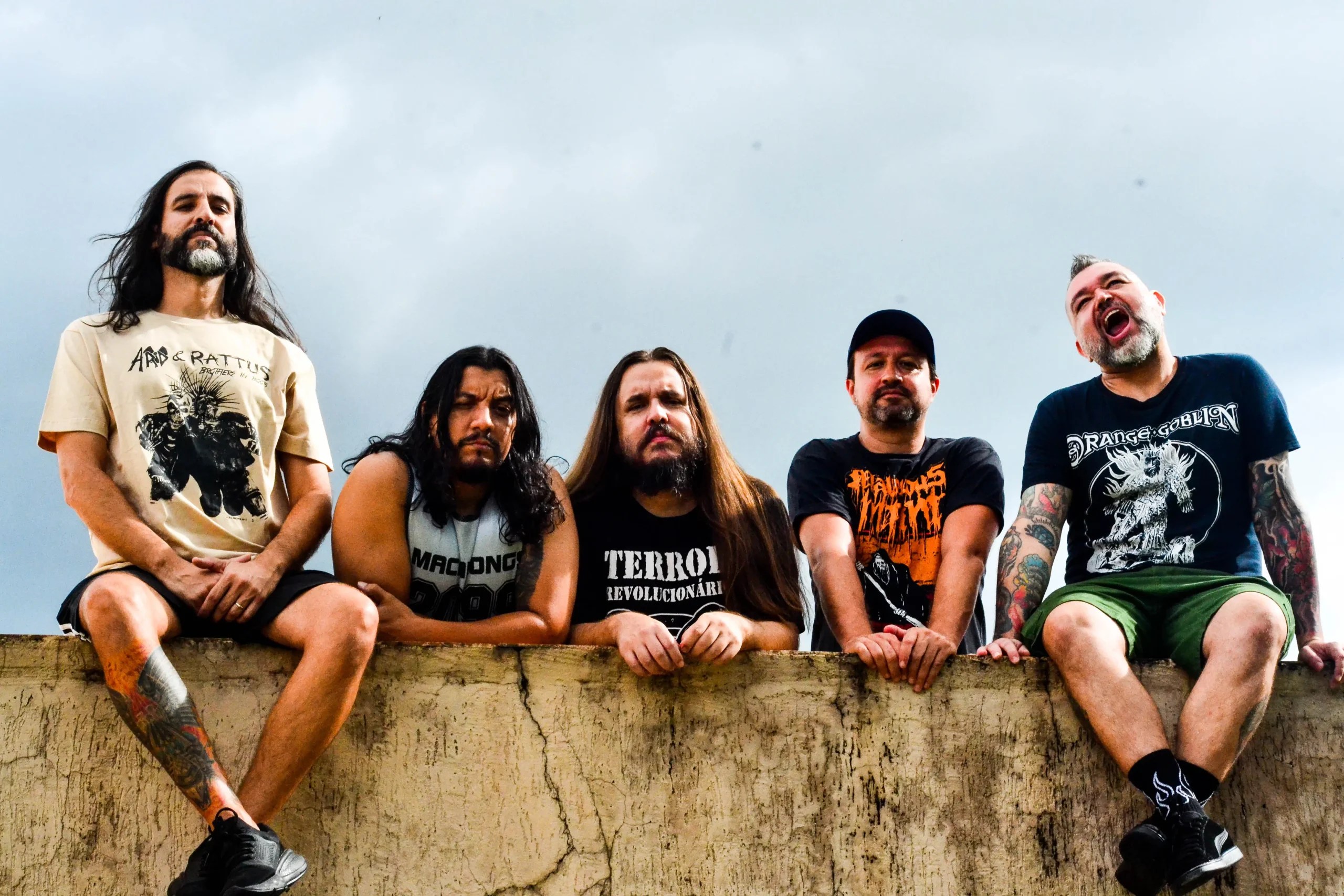 N.W.77 é destaque no BangerTV e participa de coletânea ao vivo.