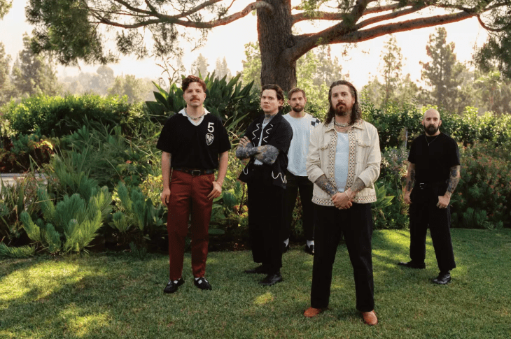 ⚡ The Devil Wears Prada: lança clipe de “So Low” com imagens da América Latina e anuncia novo álbum.