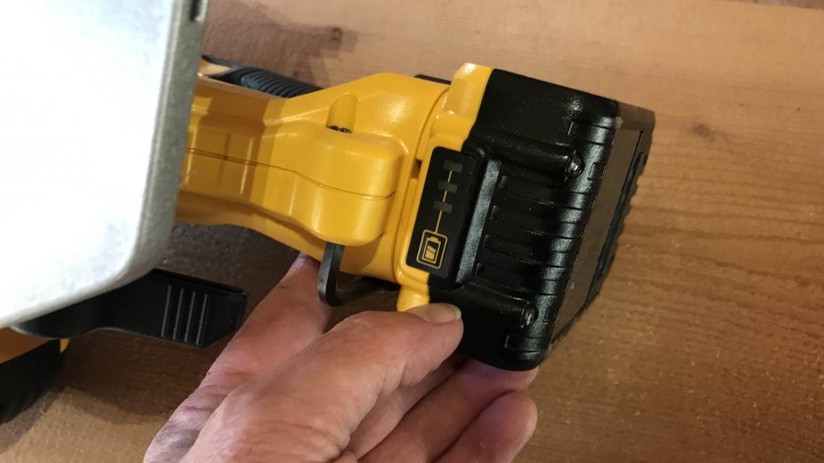 DeWalt 20V Max XR Cordless Blower Review DCBL720P1