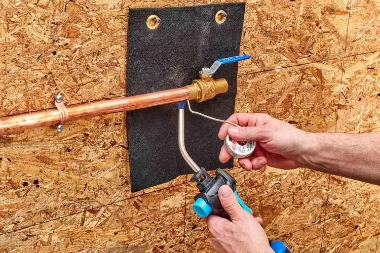 Copper vs Plastic Pipes Which One Is Better?