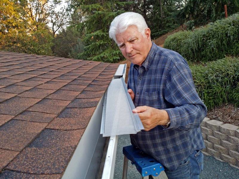EasyOn Gutter Guard Reviews (Home Gutter Protection) In 2021