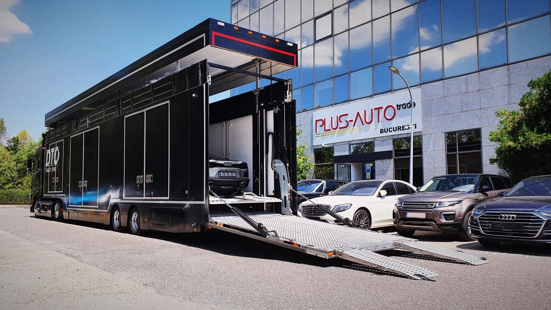 Huracán STO Viola Pasifae, Sticker Pack 1 337,895 EUR · 12,050 km