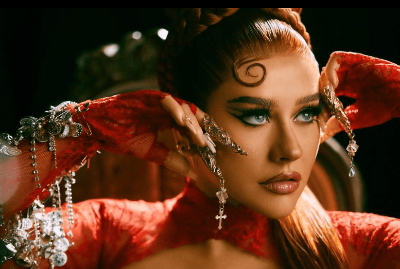 Christina Aguilera lanza su nuevo EP 'LA TORMENTA' CusicaPlus
