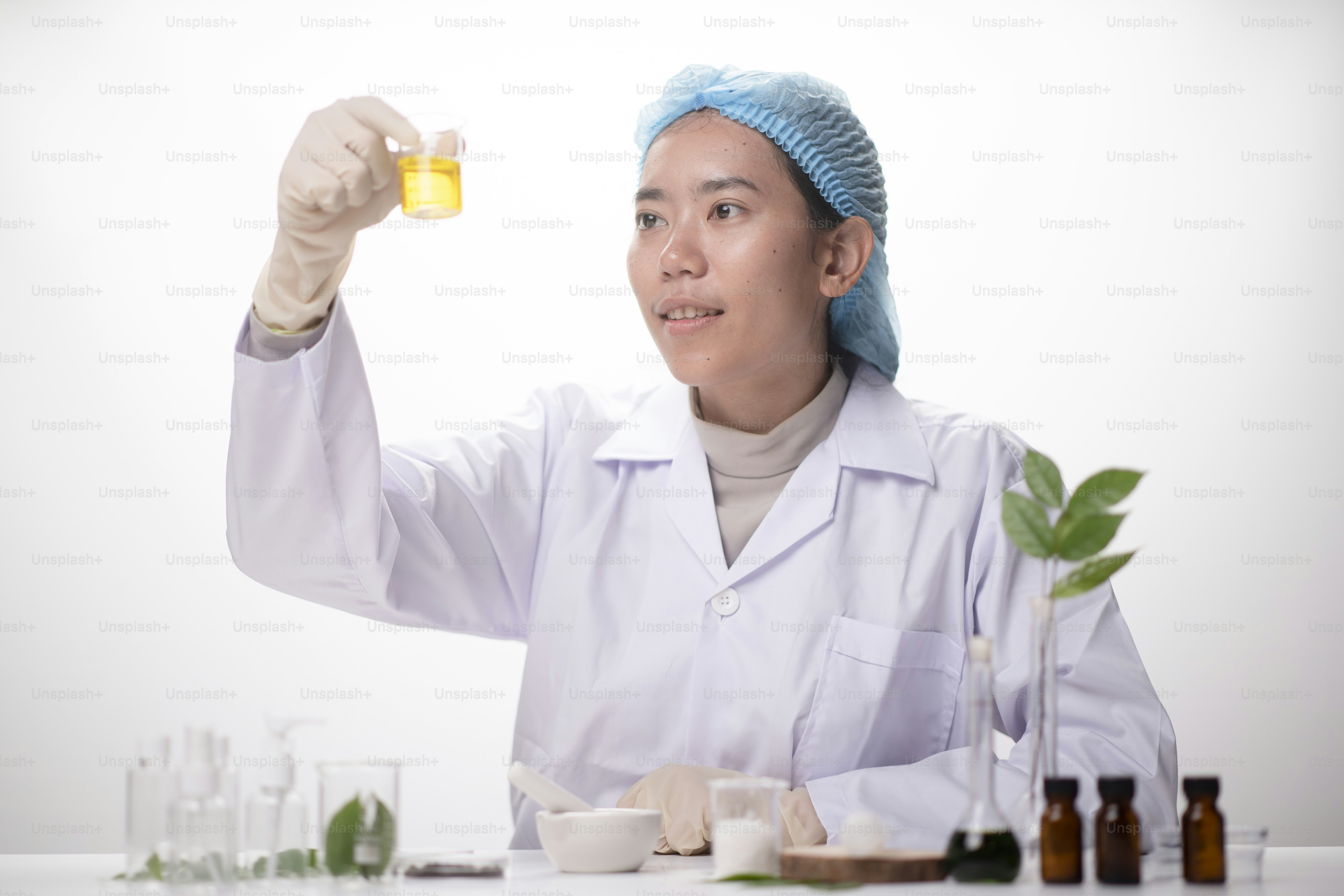 7 Key Differences Between Organic and Inorganic Industrial Chemicals