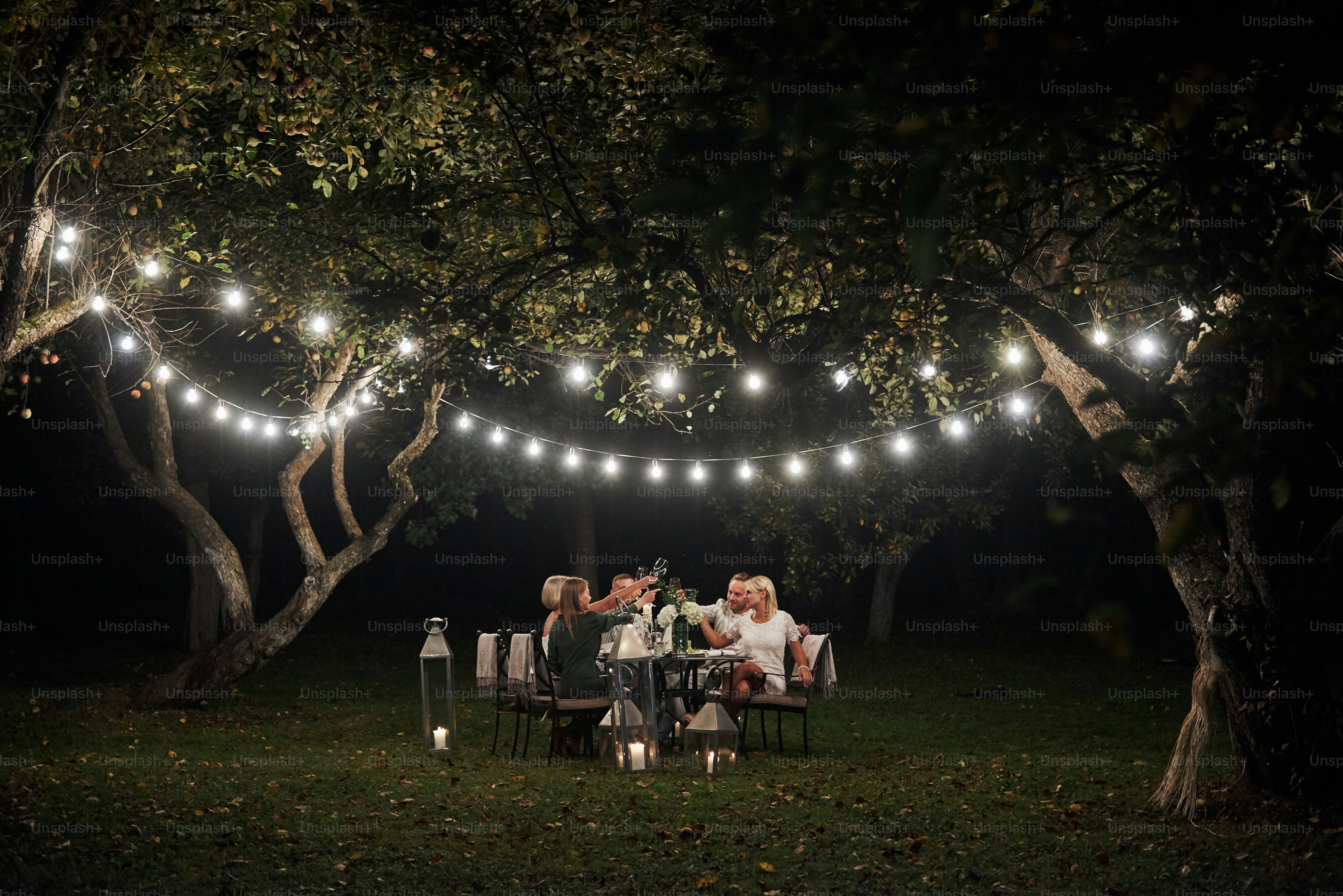 11 Creative Lighting Ideas for a Royal Patio Ambience