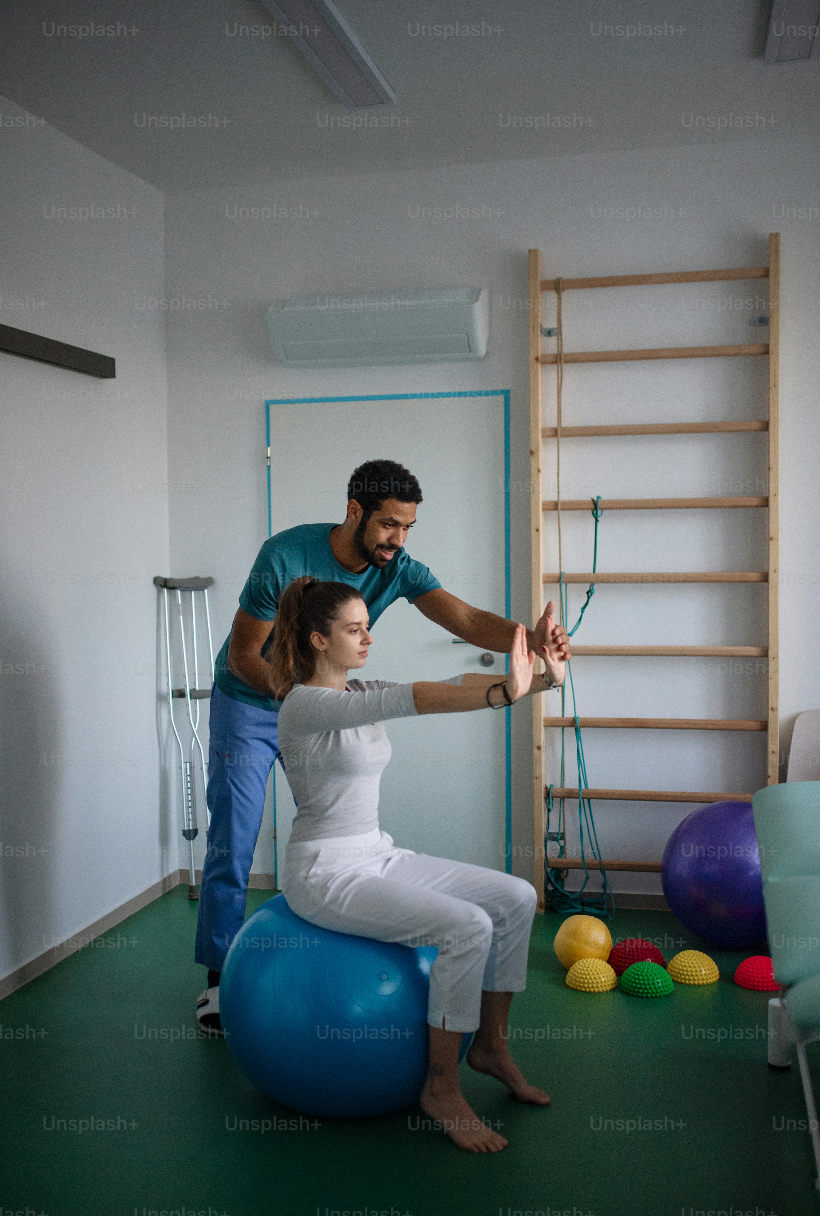 Physical Therapy For Limb Amputees In Jaipur Physiotherapy Hospital