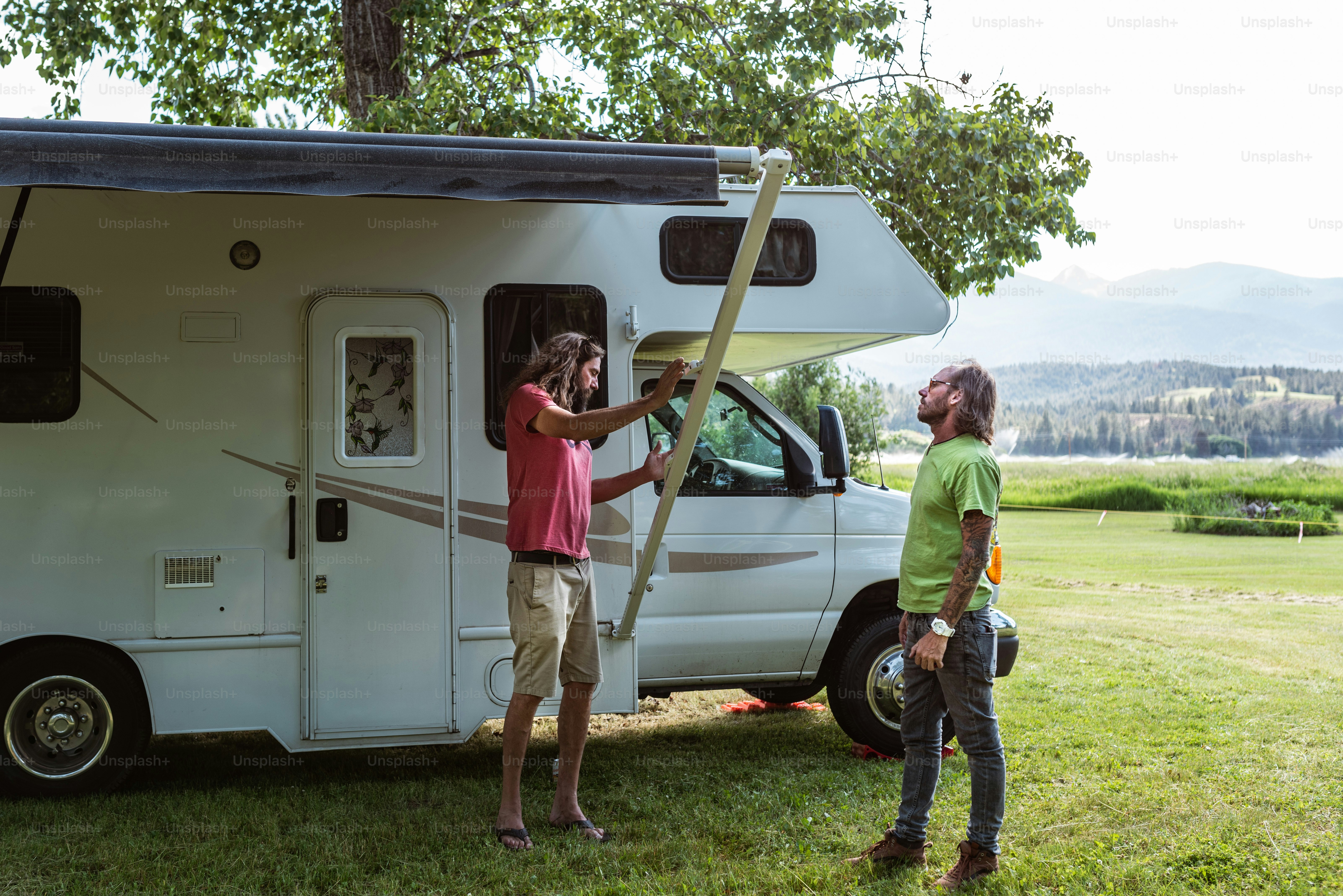 RV Industry Rebound: A Look at Thor Industries (THO)