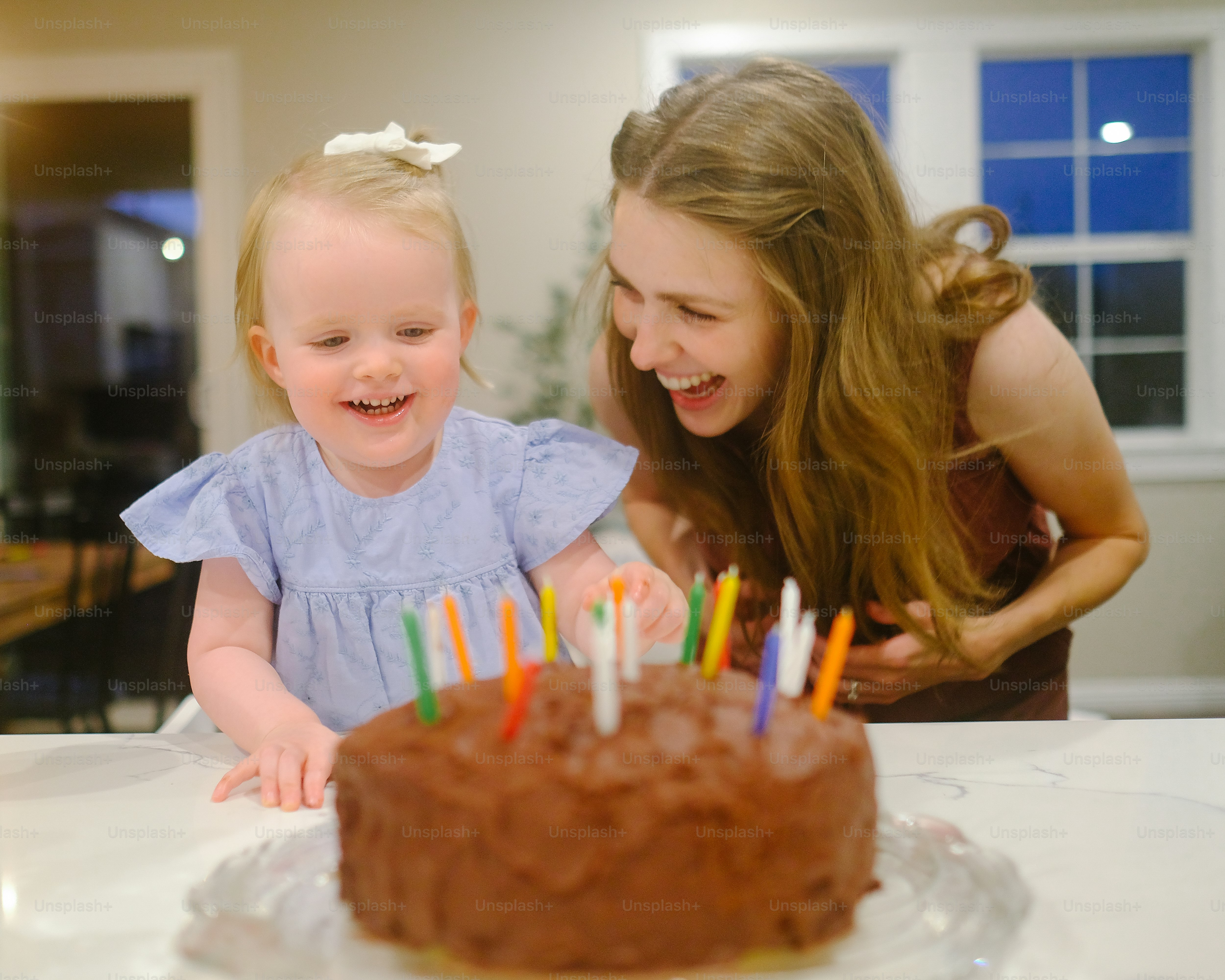 Know How to Write the Best Birthday Wishes for Your Little Sister