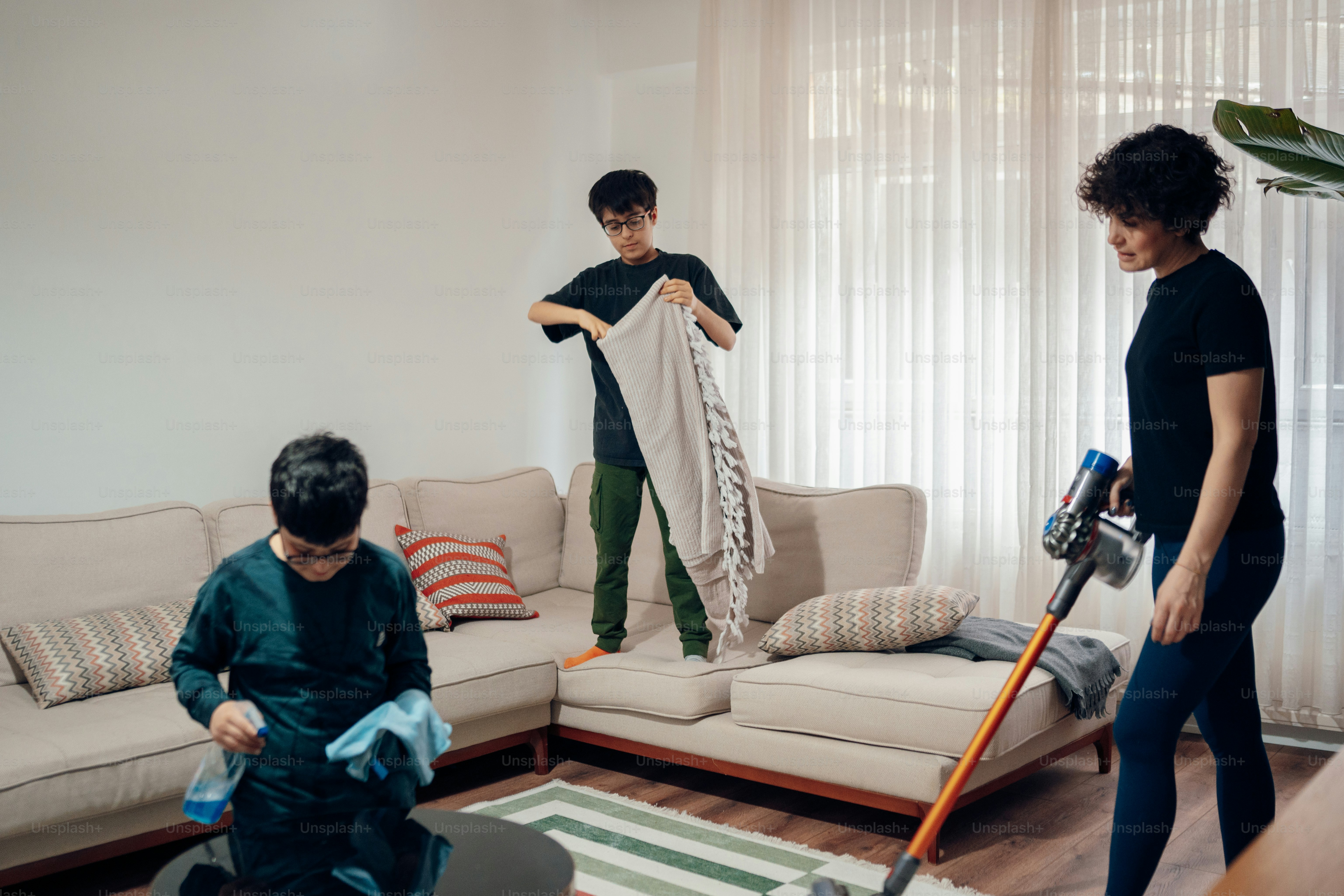Moving Out in Singapore? Why Every Renter Needs a Professional End of Lease Clean