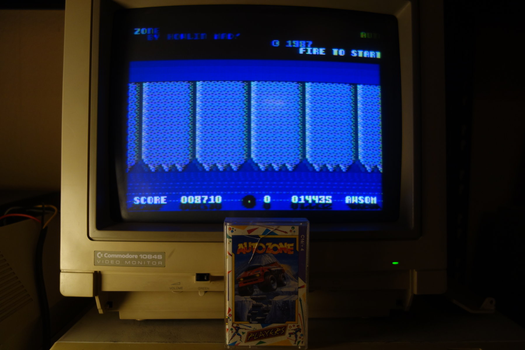 Auto Zone - Software Details - Plus/4 World