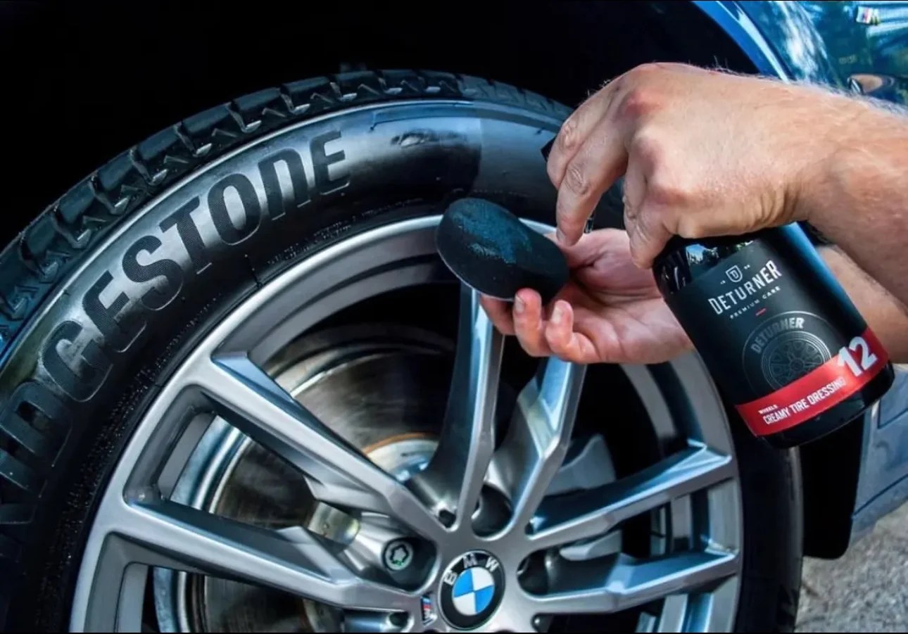 クリーミータイヤドレッシング｜Creamy Tire Dressing Plus 手洗い洗車コーティング専門店愛知県刈谷市の洗車専門店