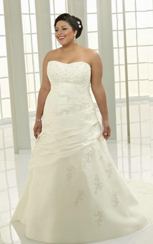 Plus size corset wedding dress PlusLook.eu Collection