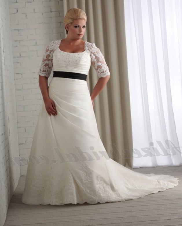 Non traditional plus size wedding dresses PlusLook.eu Collection