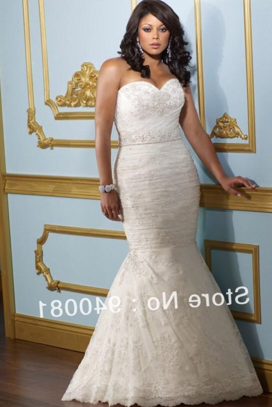 Plus size dress hire PlusLook.eu Collection