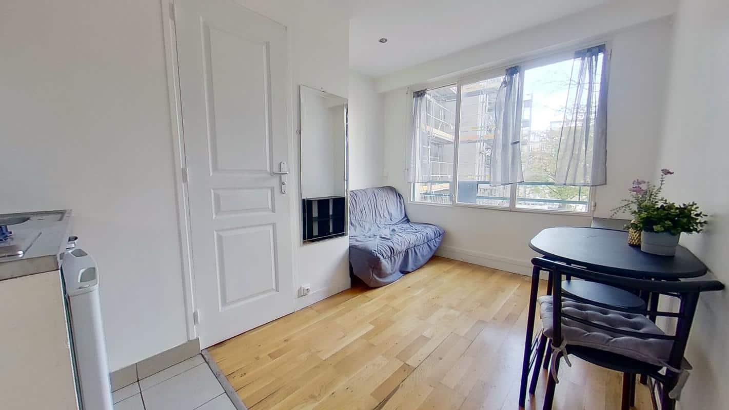 Location 57 Boulevard Poniatowski Paris 75012 T1 Meublé 595 €CC