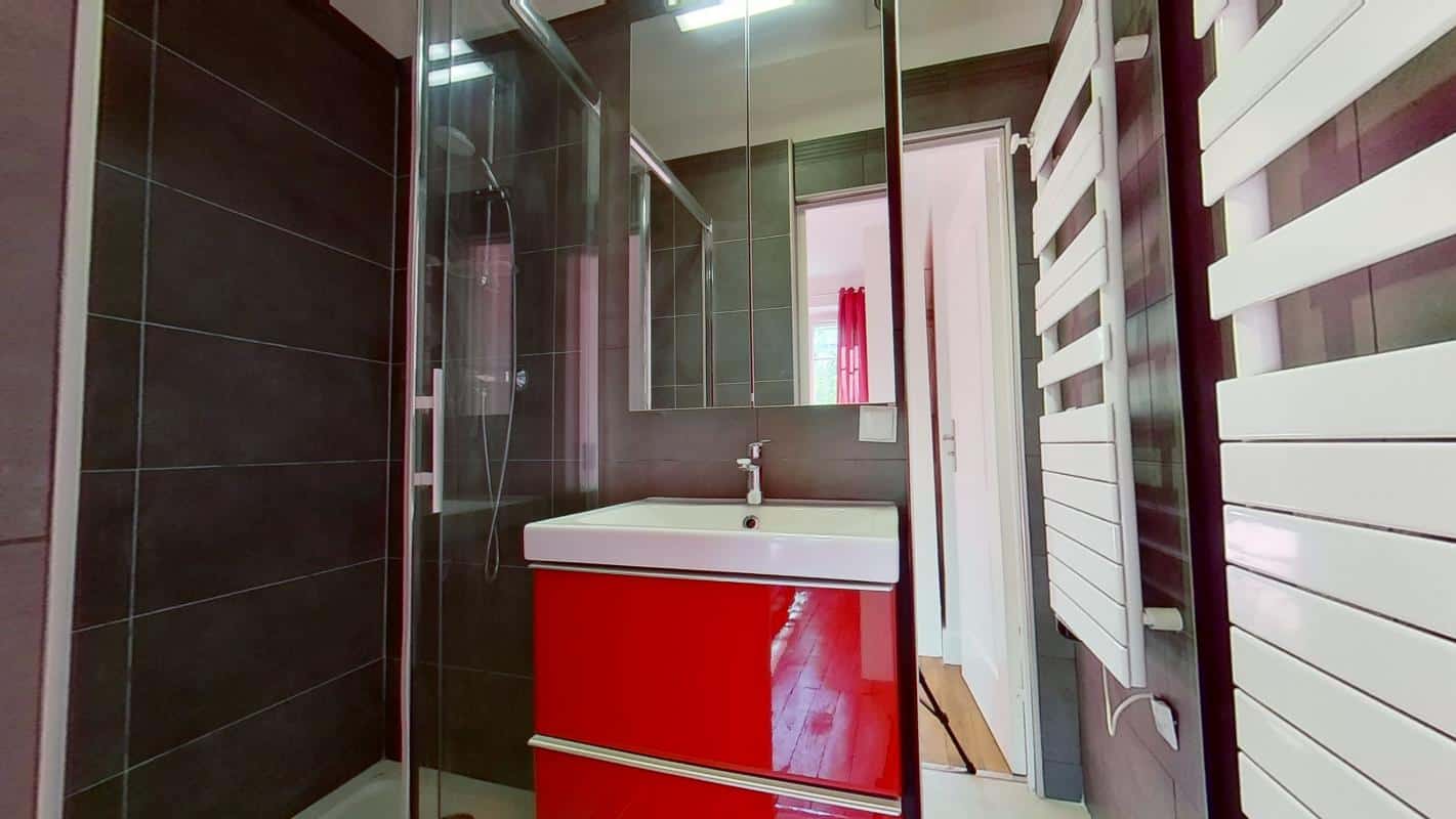 Location 70 rue de l'église Paris 75015 T2 Meublé 1250 €CC Plusse