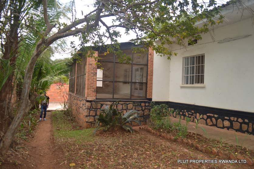 Unfurnished House in Kiyovu for rent Real Estate Rent Buy Sale