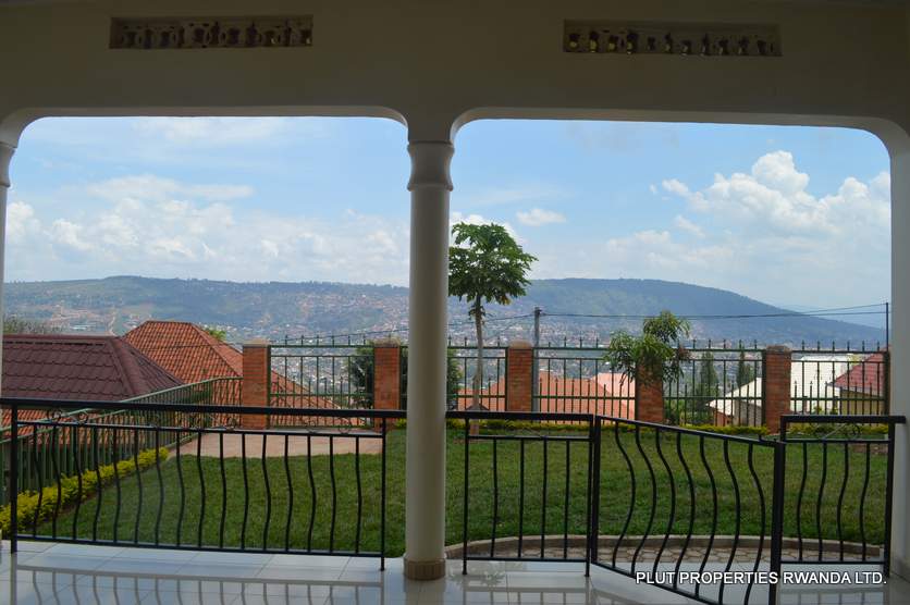 Unfurnished house for rent in Rebero Real Estate Rent Buy Sale