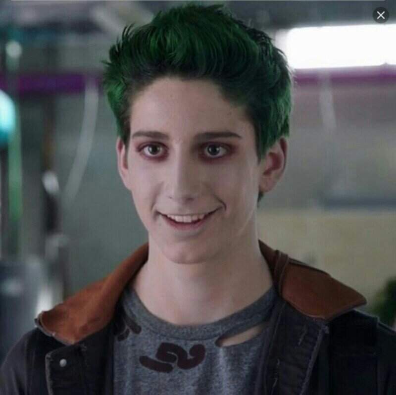 💚Zed💚 Wiki ZOMBIES Amino(08)