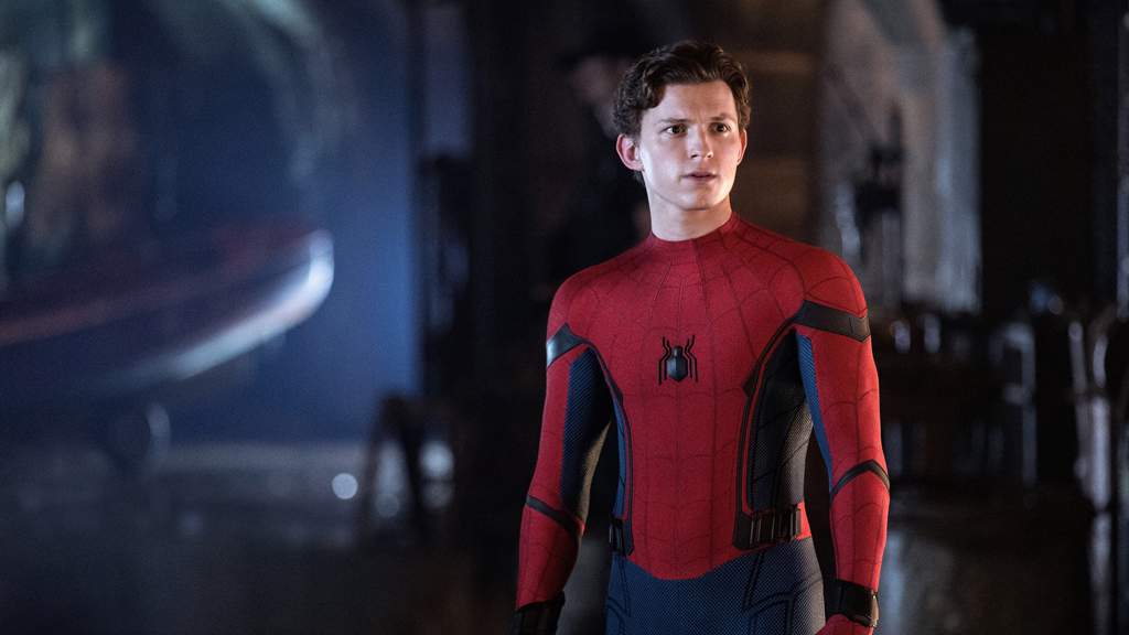 MOVIE REVIEWS SpiderMan Far From Home (NO SPOILERS) Comics Amino