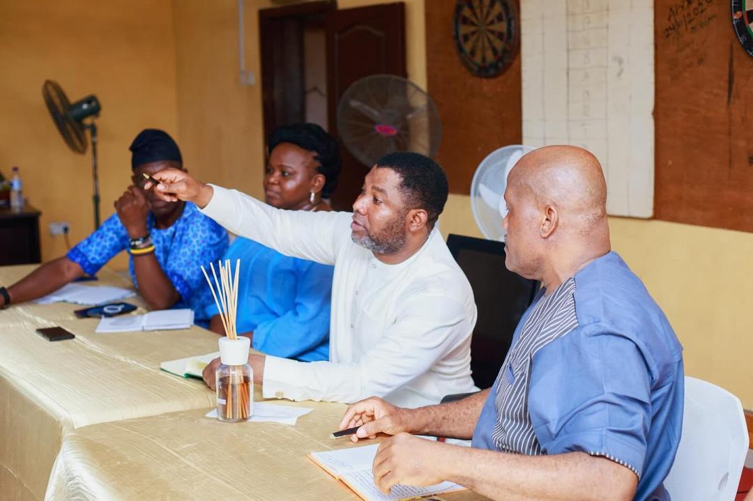 Director General Fatodu Holds Strategic Meeting with Lagos Sports