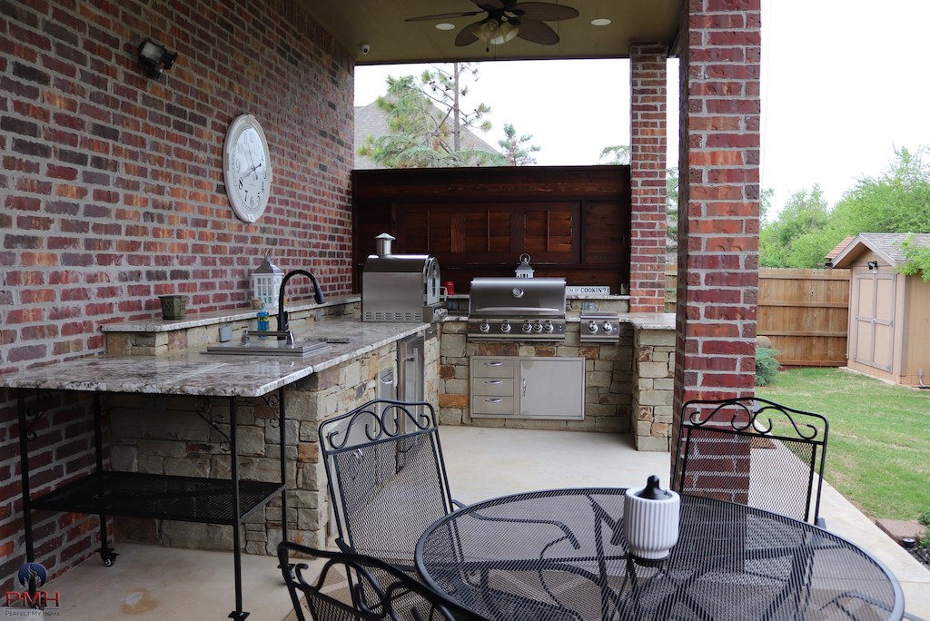 Outdoor Kitchens OKC OKC Pergolas PMH OKC