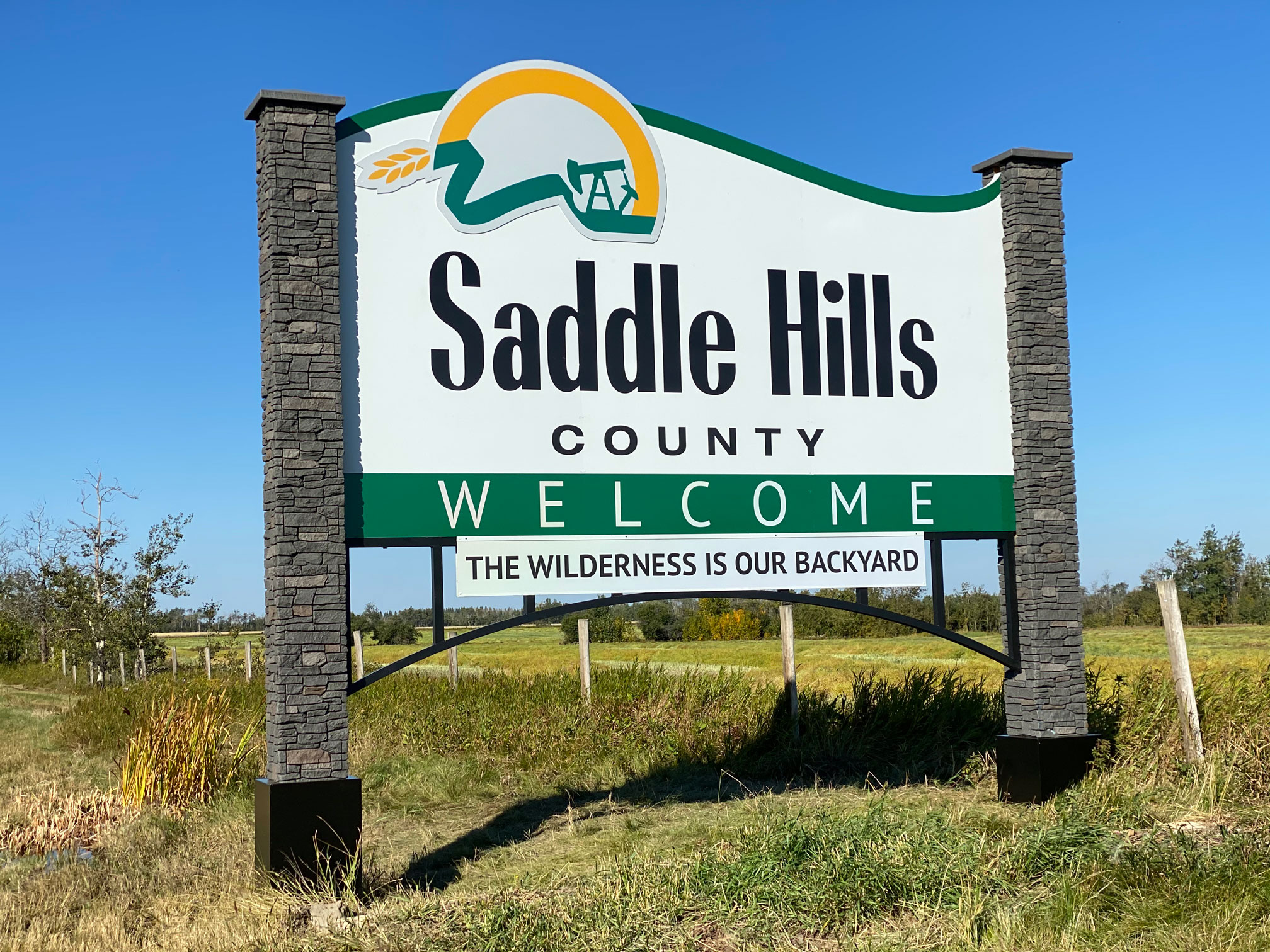 Saddle Hills PM Signs
