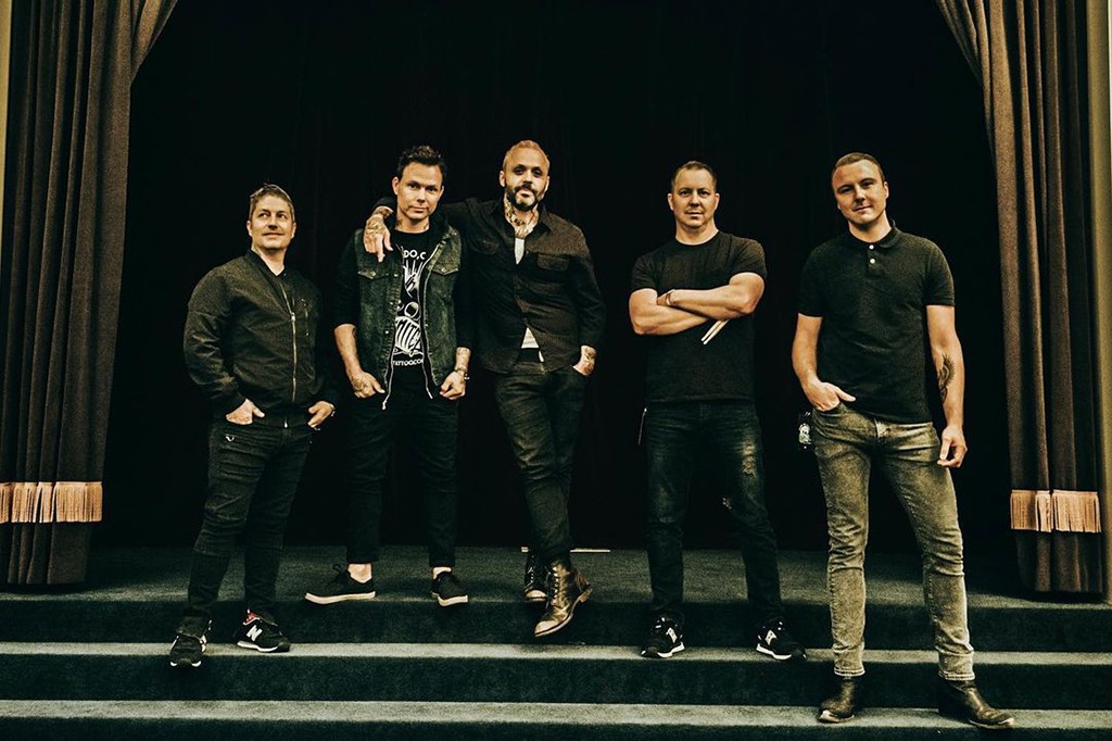 Blue October Releases New Song “The Girl Who Stole My Heart” pm