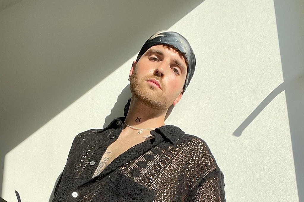 Duncan Laurence Releases New Song “Electric Life” - Pm Studio World Wide Music News